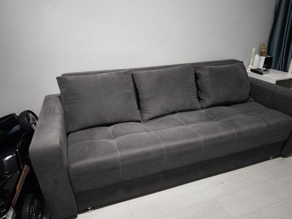 Продам раскланой диван 2,20