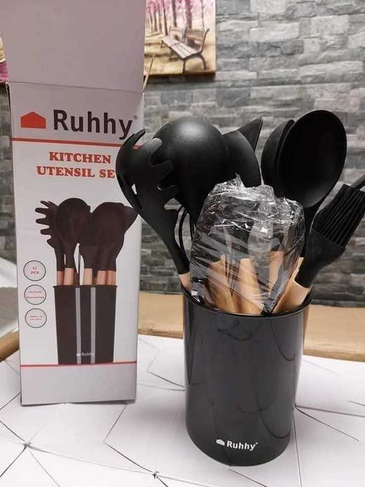 Комплект от 12бр. силиконови кухненски прибори