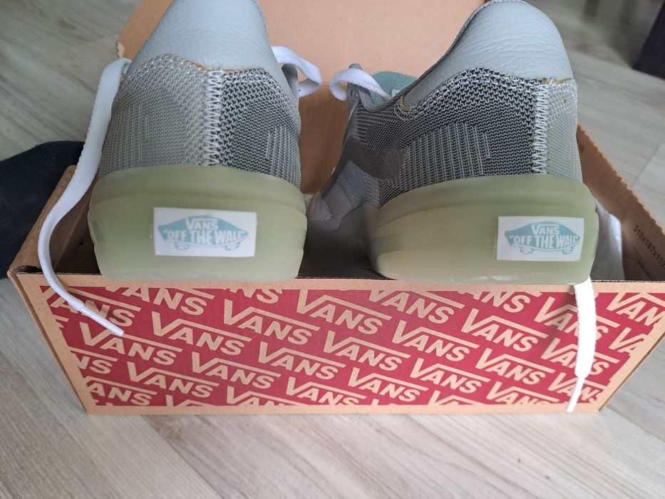 Обувки Vans унисекс модел 38,5