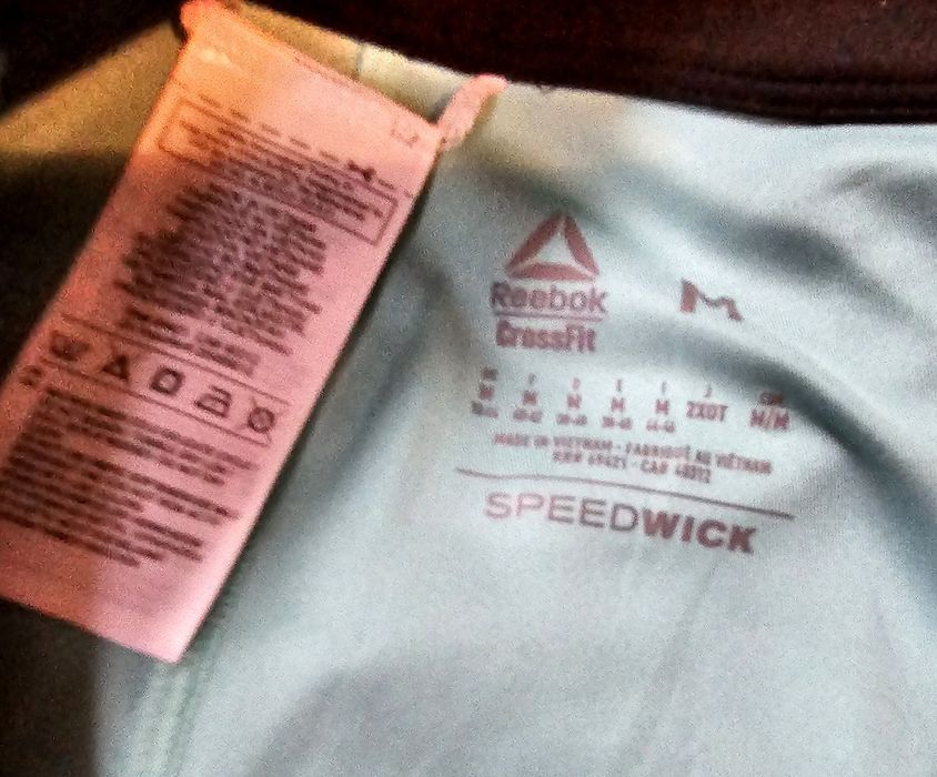Reebok оригинален дамски клин М размер