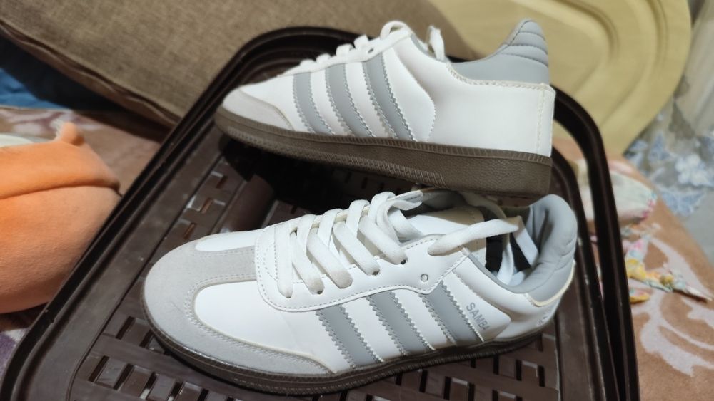 Кросовки продаю классное