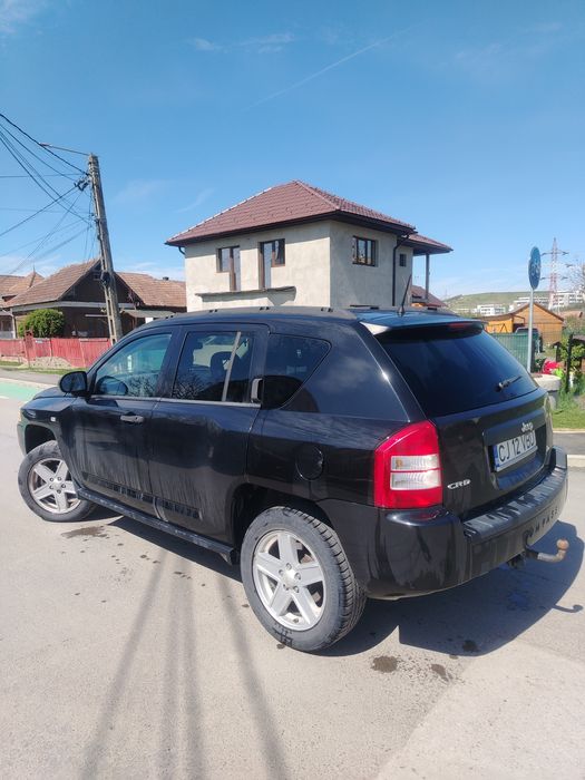 Vând Jeep Compass