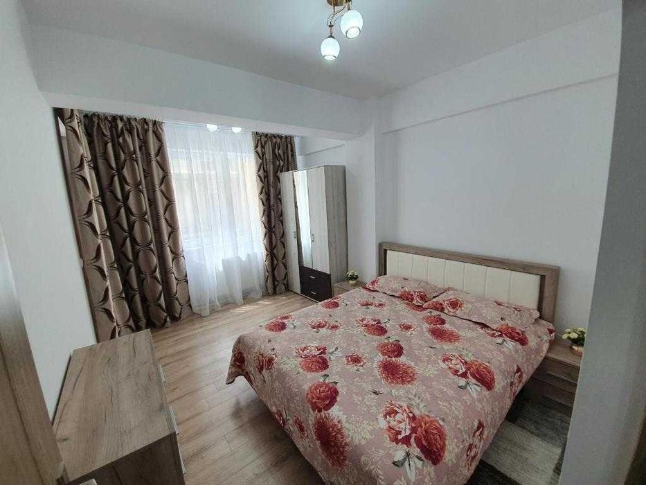 Apartament 3 camere la malul mării