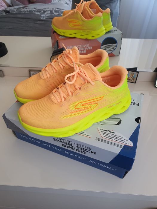 Adidas original marimea 39 Skechers ultra Runners - Tech Speed