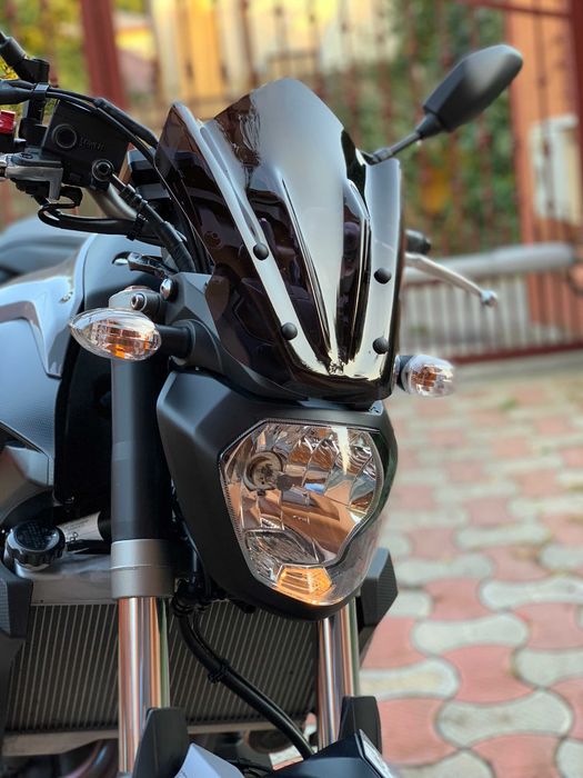 YAMAHA MT-07 2017 practic nou, dar la un preț corect.