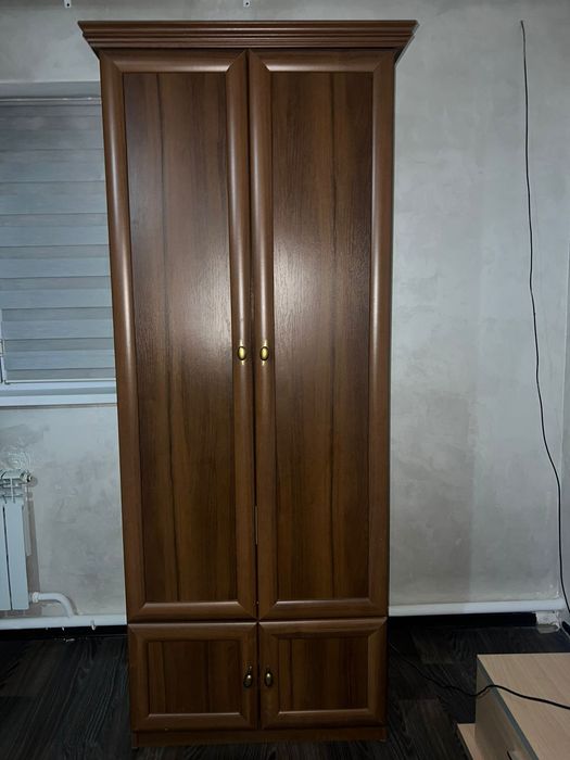 Шкафы для гостинной или прихожей