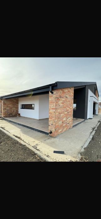 Case la rosu -Focsani