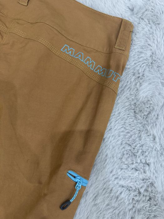 Дамски туристически панталон MAMMUT . Размер М