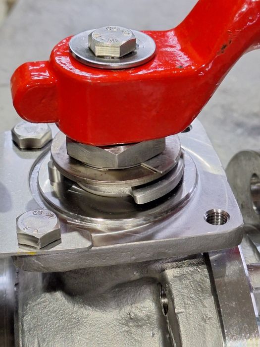 Неръждаем сферичен кран DN100