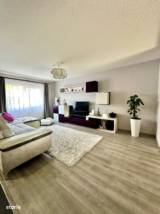 Casa moderna tip Duplex P+M Arad