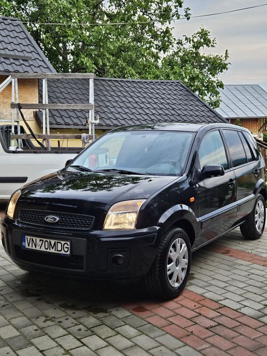 Ford Fusion, prima inmatriculare 2010, unic proprietar