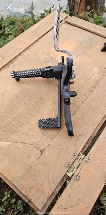 Дясна степенка/конзола за YAMAHA R1 2004