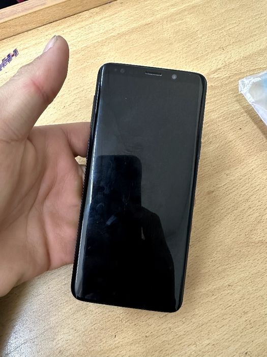 Samsung s9 holati yaxshi