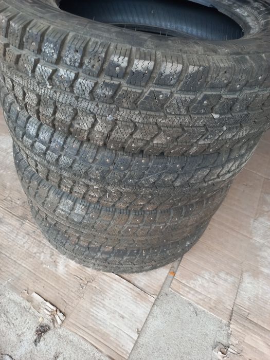 Продажа шины почти новые