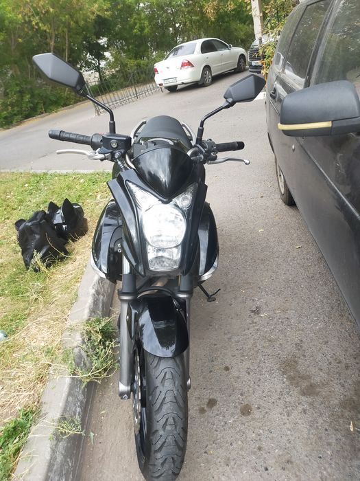 Мотоцикл Kawasaki er6n
