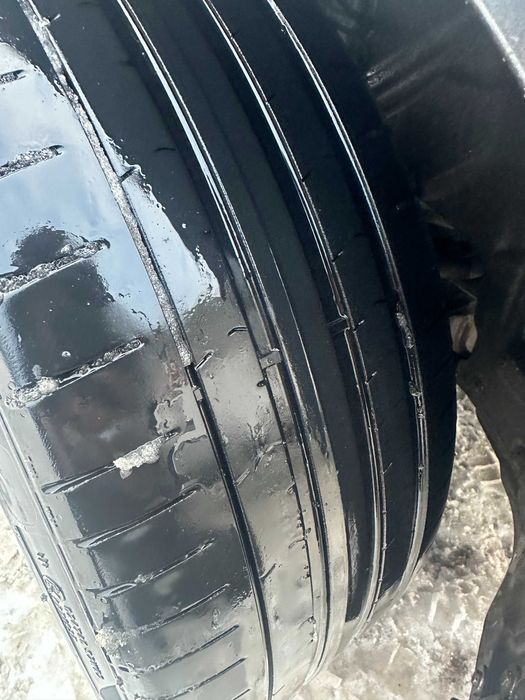 Anvelope Vara Pirelli PZero PZ4 225 40 R19/255 35 R19 BMW Runflat