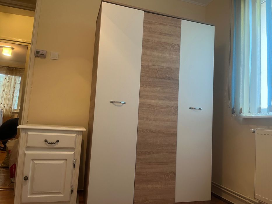 Se închiriază apartamentul 3 camere Dâmbu