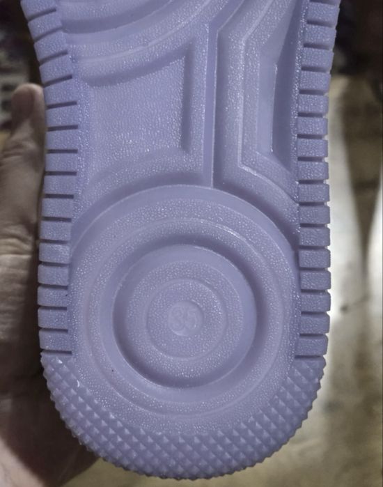 Кроссовки детские