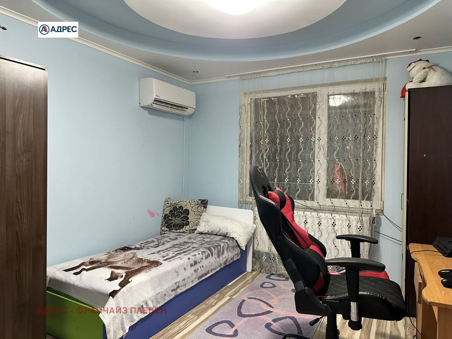 Продава се Къща в с. Горна Митрополия, Област Плевен - 157 кв.м за 812 €/кв.м - Снимка #8