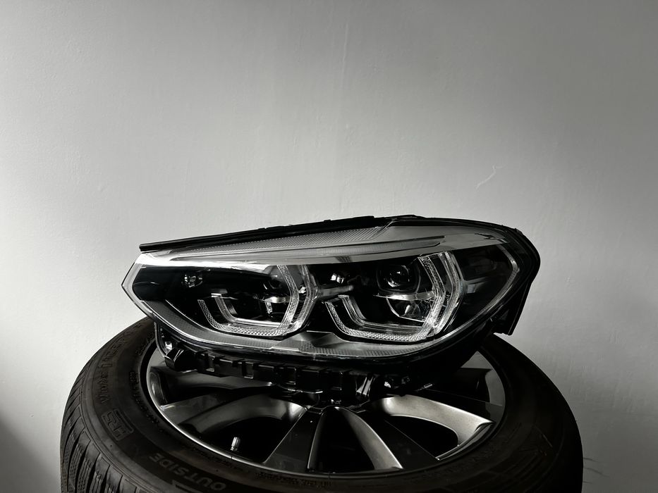 BMW X3 G01, G02 Адаптивен ляв Led фар в отлично състояние не оборудван