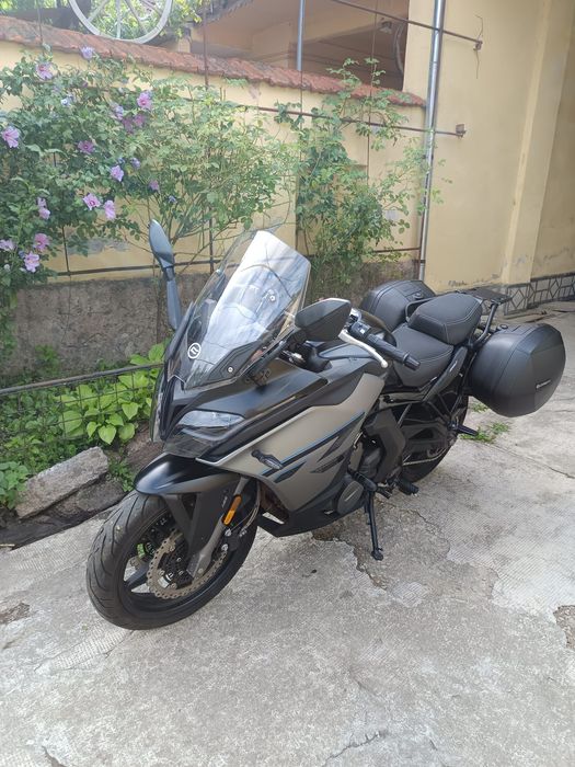 CF MOTO 650 GT 2023 , 7.000 km