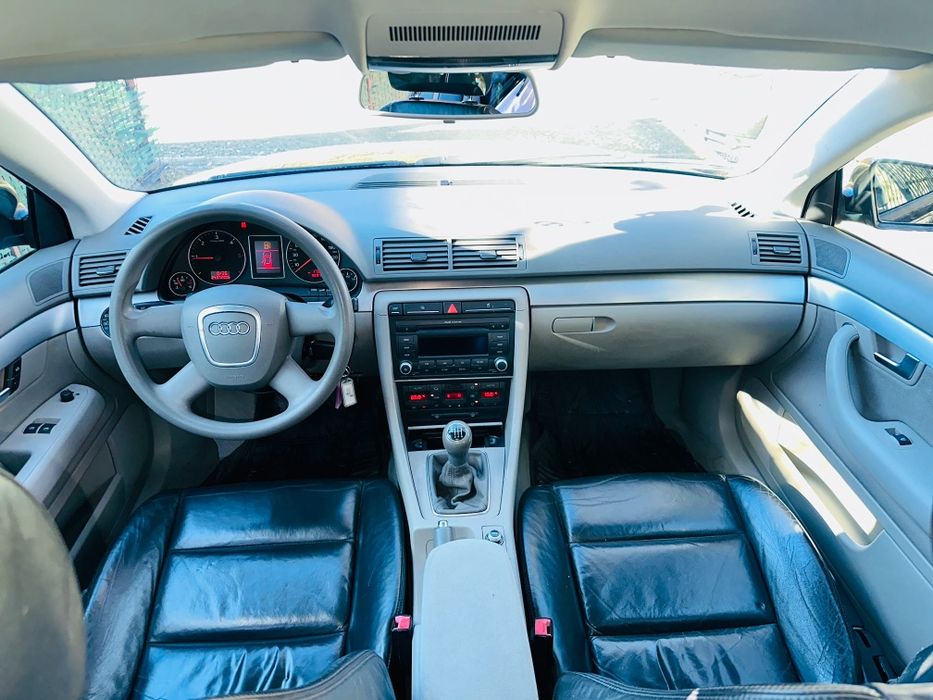 Vând Audi A4 b8 în stare buna