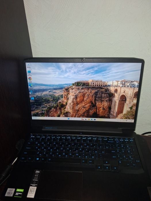 Продам игровой ноутбук lenovo ideapd gaming 3