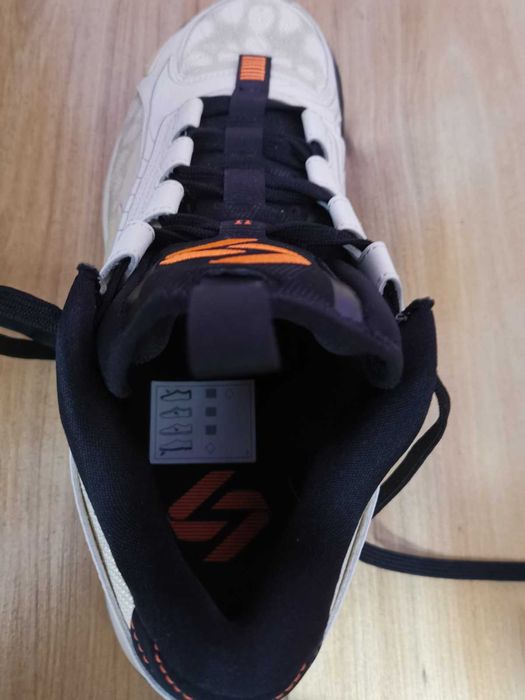 Продавам маратонки - Nike Jordan Luka- закупени от Англия!