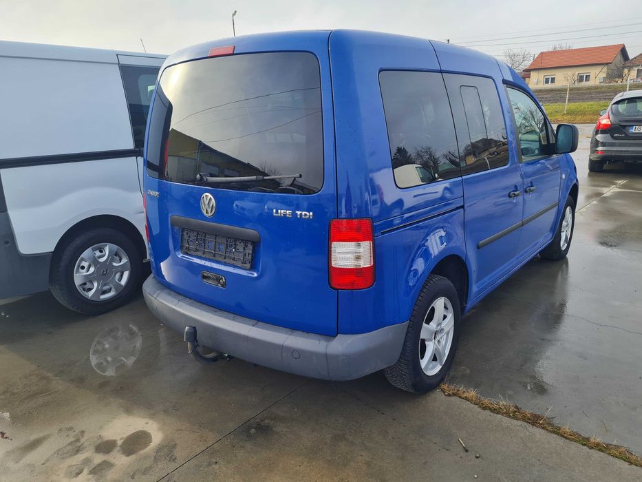 Vw Caddy 1.9 TDI an 2006 5 locuri A/C cash sau rate