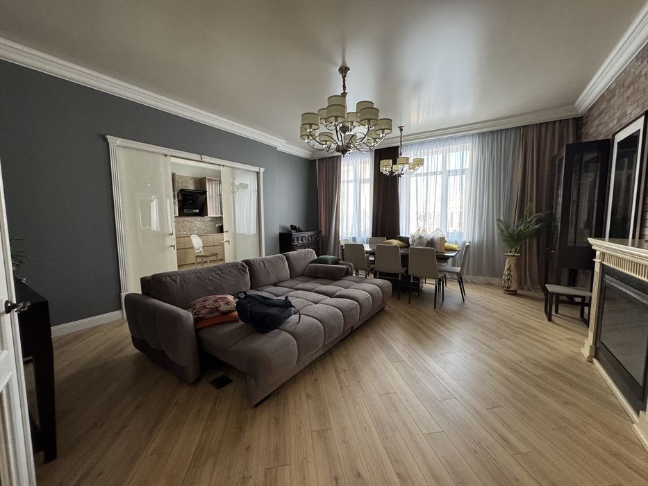 СРОЧНО продается диван