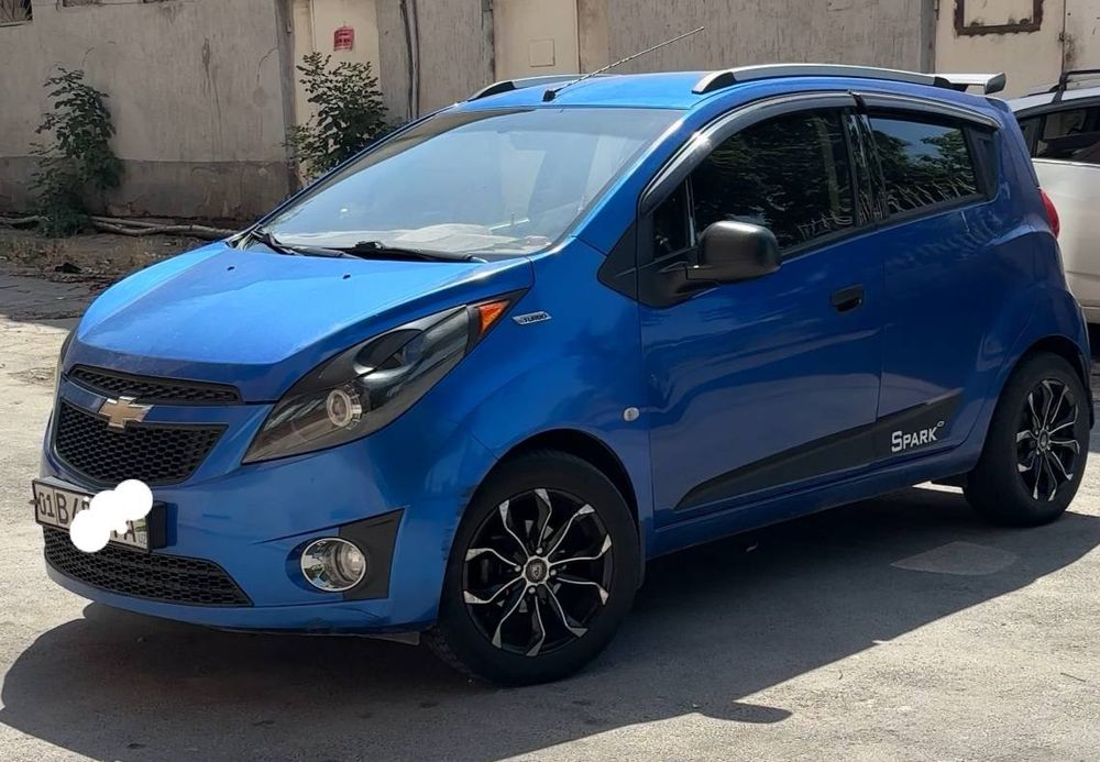 Продам Спарк 2 позиция