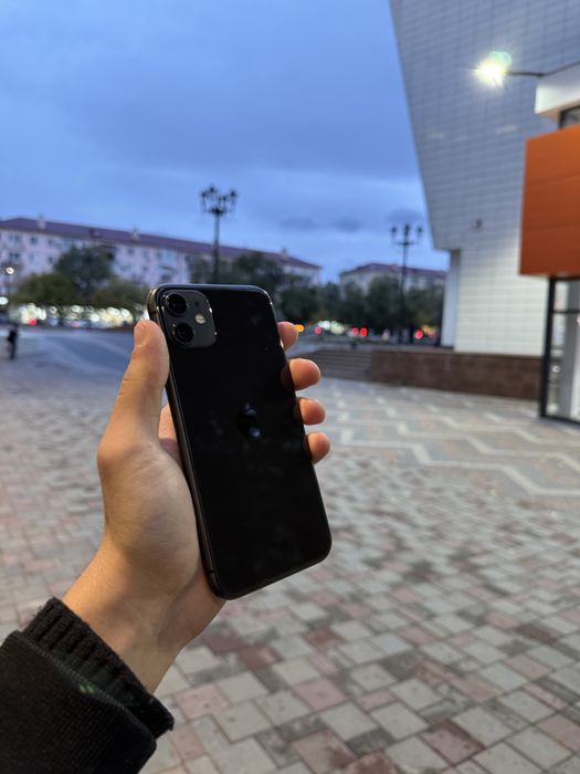Продам iphone 11