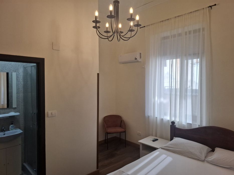Inchiriez casa de vacanta Valentina in Sulina la 20m de Dunare
