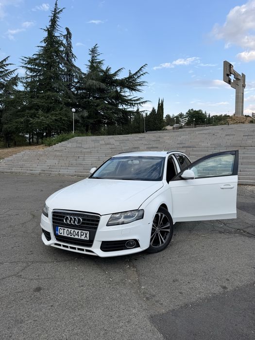 Audi A4 B8.