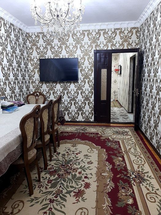 Uy sotiladi Dom kvatira