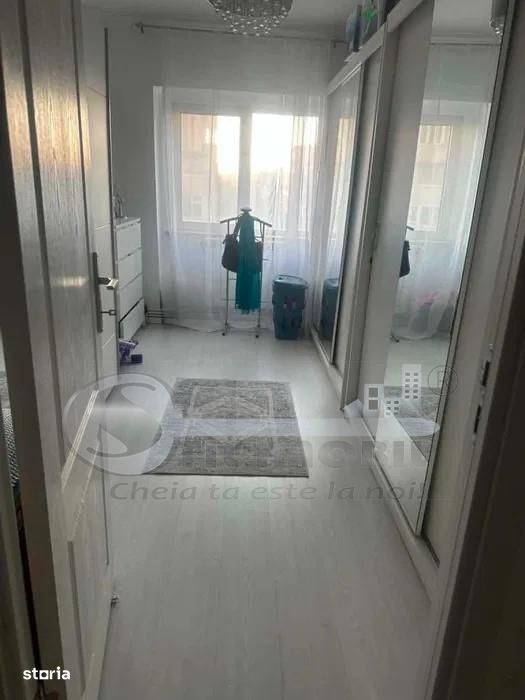 Apartament 4 camere ,97 mp, etaj 2, 2 bai, 2 balcoane- Pacurari- Kaufl