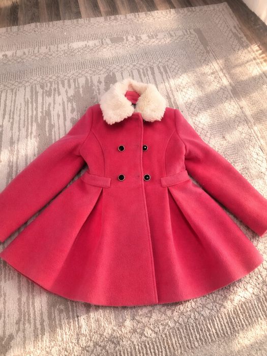 Пальто для девочки розовое теплое