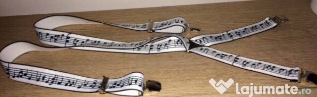 Bretele note muzicale