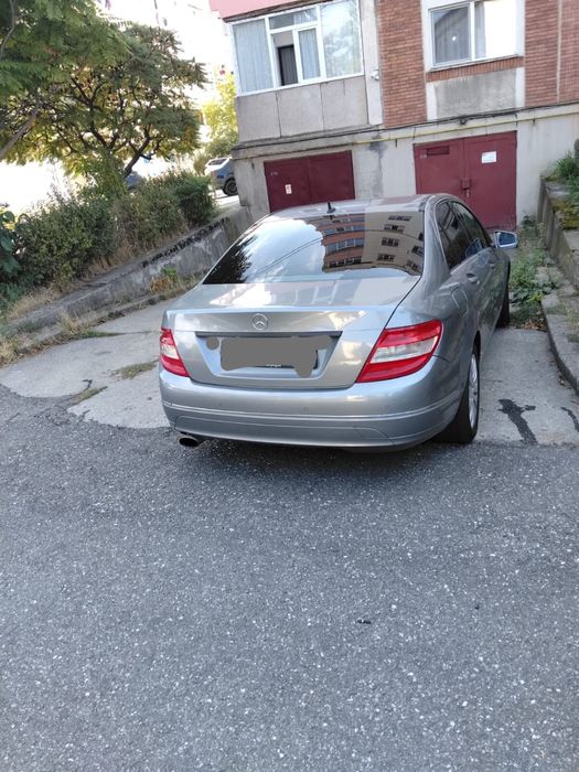 Vand Mercedes-Benz C-Class 2009 (C-200) 136 cp