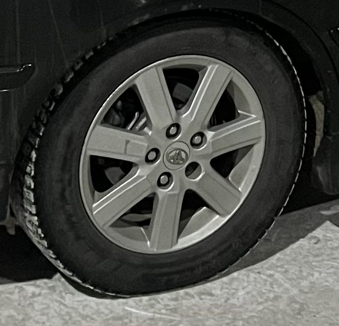 Обмен или продаю титанку на toyota 114/3