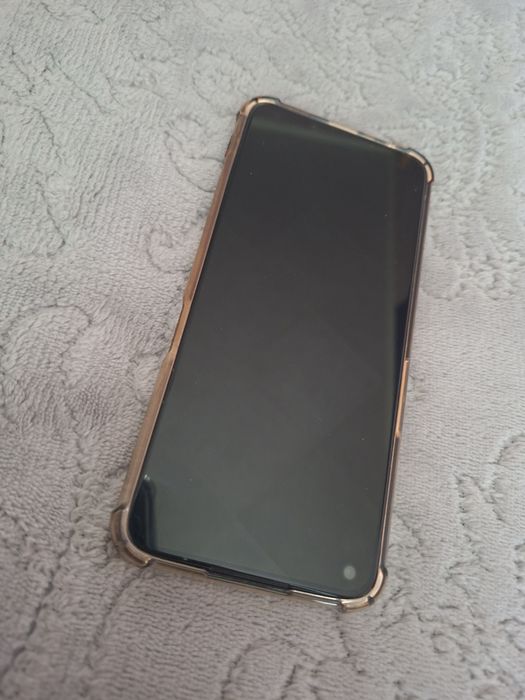 Продам телефон OPPO A72