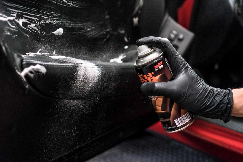 Soft 99 – Leather Seat Cleaner 300ml