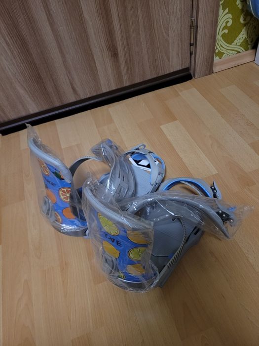 Чисто Нови Сноуборд Автомати Drake Reload Fyve