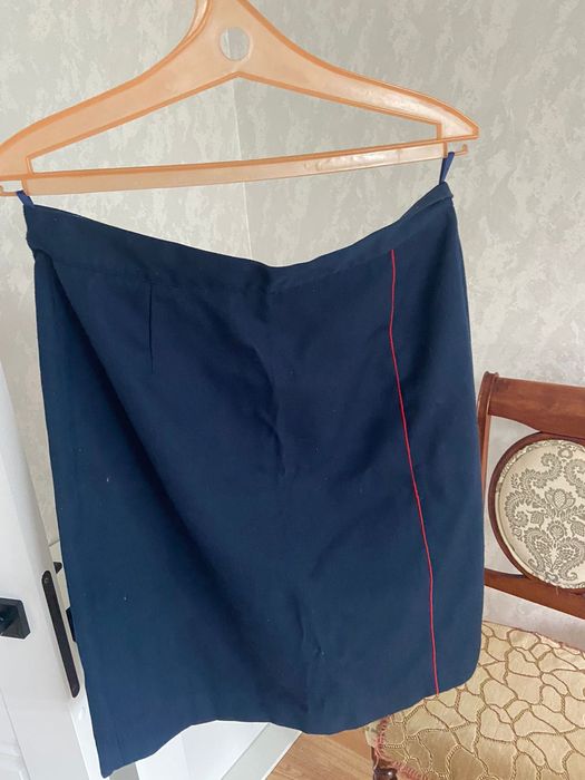 Продам форму полицейскую