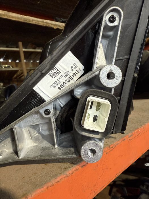 Дясно огледало Бмв Г30 Г31 камера,мъртва зона