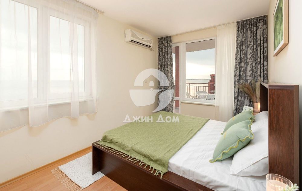 Продава се Тристаен апартамент в Свети Влас - 110 кв.м за 1011 €/кв.м - Снимка #6