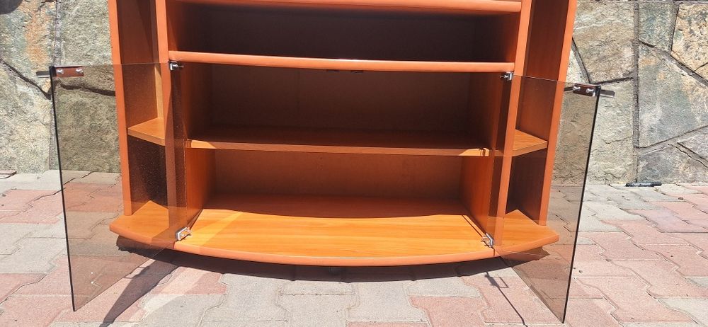 Тумба под телефизор