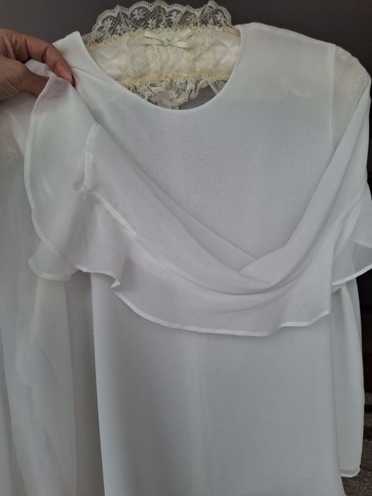 Bluză albă diafana