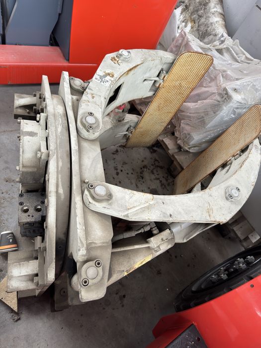 Forklift uchun Roll Clamp 1.8 metr Qog‘oz rulon va bochka ushlagich