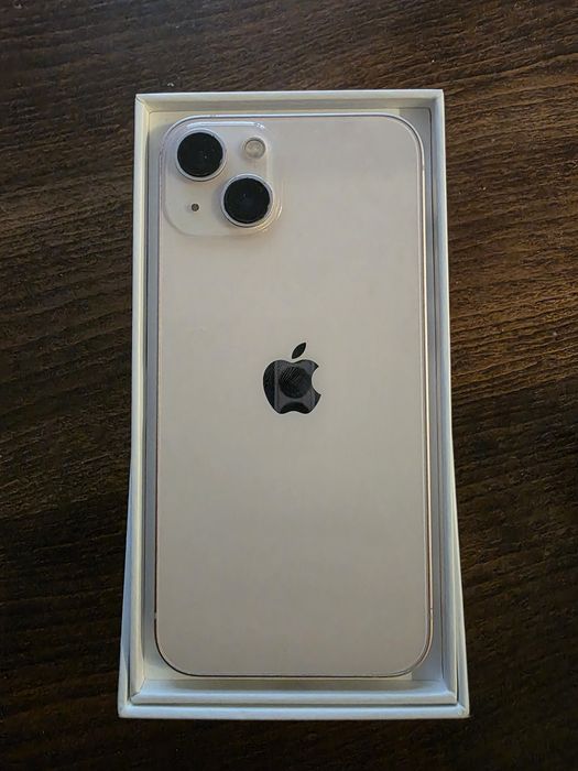 Iphone 13   pink